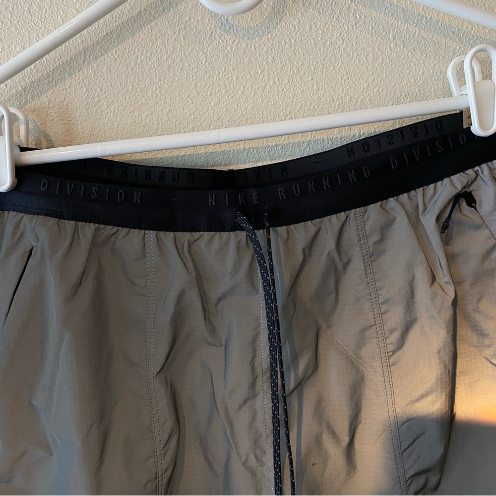 Nike Running Division Reflective Running Shorts FZ1123-035 $100 - Size XL - Picture 8 of 11